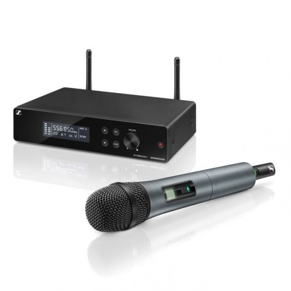 Sennheiser XSW 2 835  Handheld Wireless Vocal Mic Set  B Band 614 – 638 MHz
